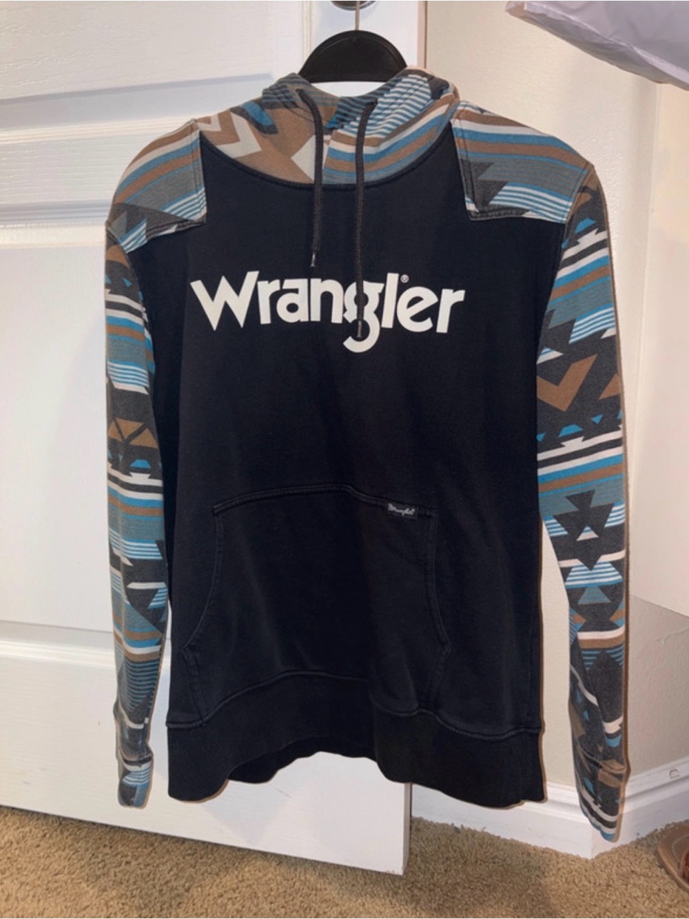 Wrangler Women's Black Hoodie with Patterned Blue & Brown Sleeves